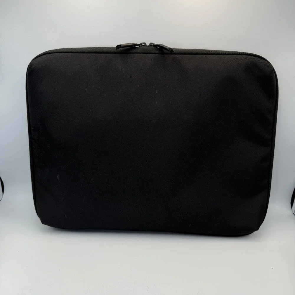 Timbuk2 Stealth Folio Organizer Black 15-inch Laptop Bag Sleeve Padded XL